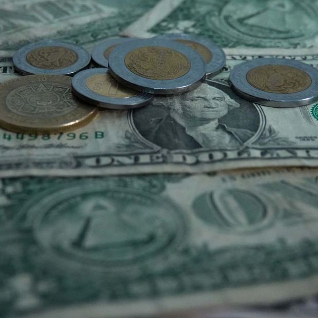 Dolar y el peso mexicano